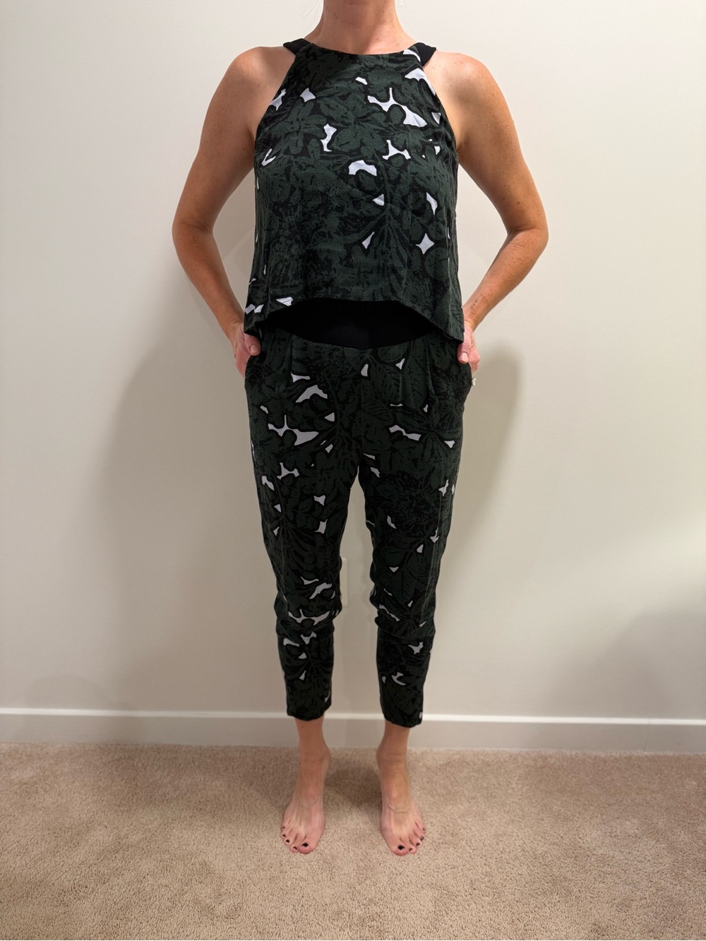Ella Moss Dark Green Printed Sleeveless Keyhole-Back Jumpsuit